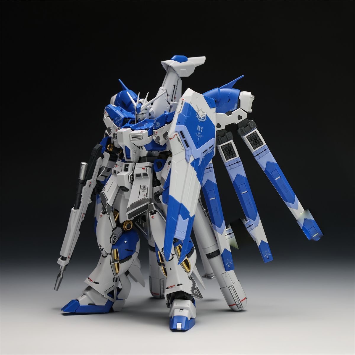 Model Kit Mecha - 1/144 Hi-v Gundam Montagemodelset, Beweegbare Gewrichten