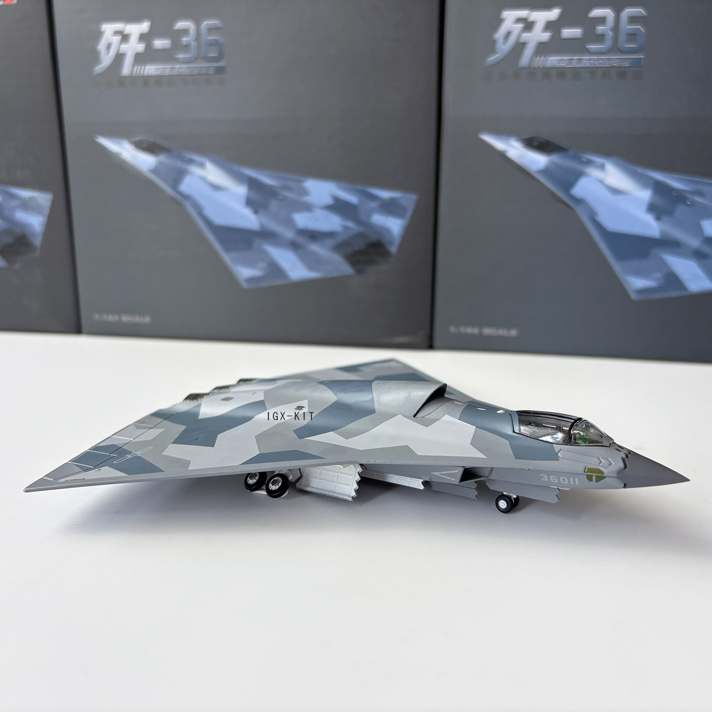 1/144 J-36 Chinese 6e Generati - Model Kit Jet recensie en prijs