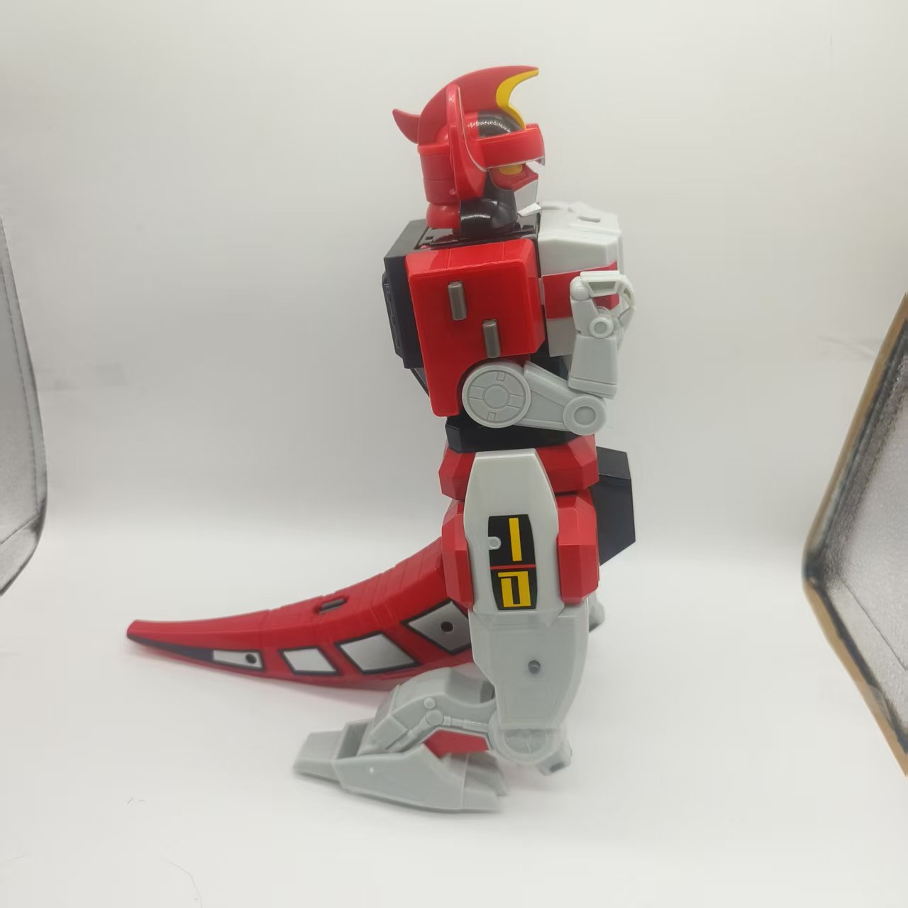 Playmates MMPR Re-Ignition 5-i - Model Kit Megazord recensie en prijs
