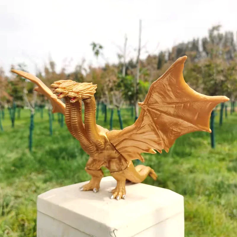 Grote maat driekoppige draak K - Model Kit Vs Figure recensie en prijs